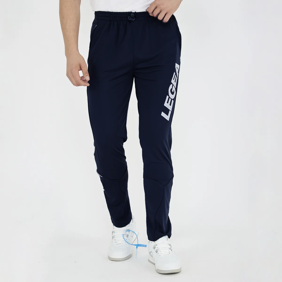 LEGEA Pant Taipei – Pantaloncini Uomo Leggeri In Tessuto Tecnico, Con Loghi Ricamati, Ideali Per Calcio E Allenamento